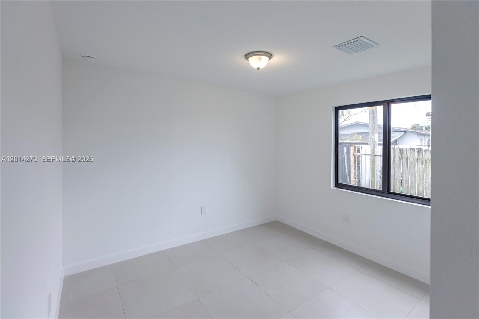 9151 Nw 32 Avenue Property Photo 6