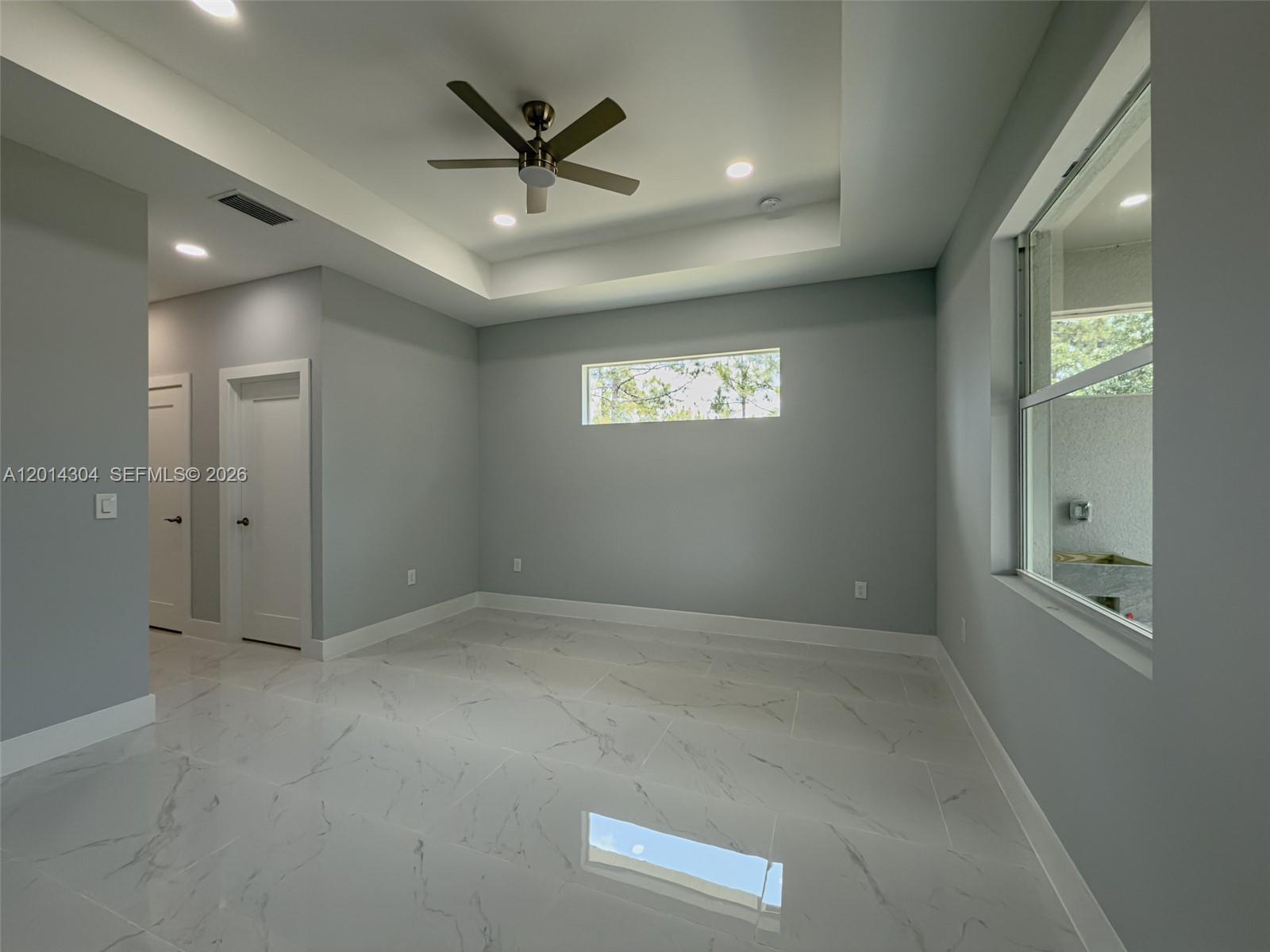 A12014304 Property Photo 12