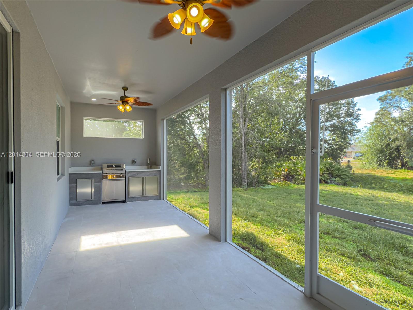A12014304 Property Photo 28