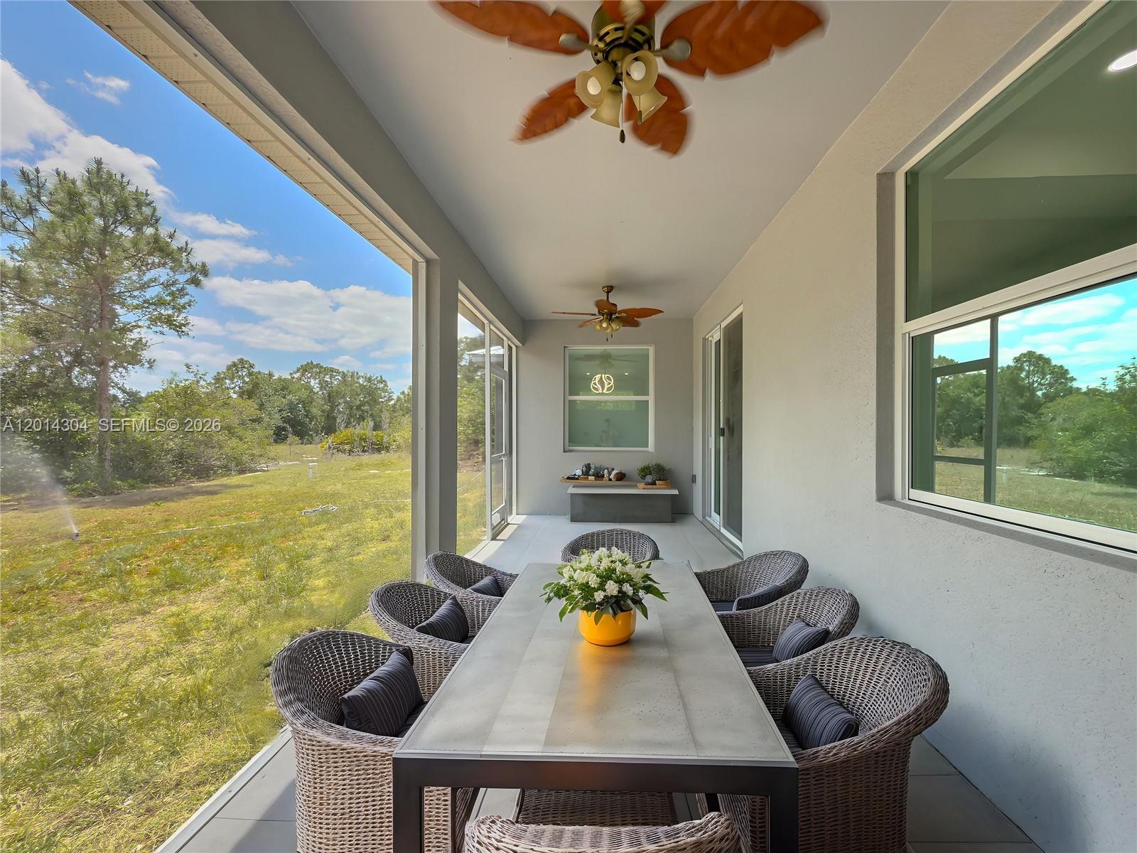 A12014304 Property Photo 30