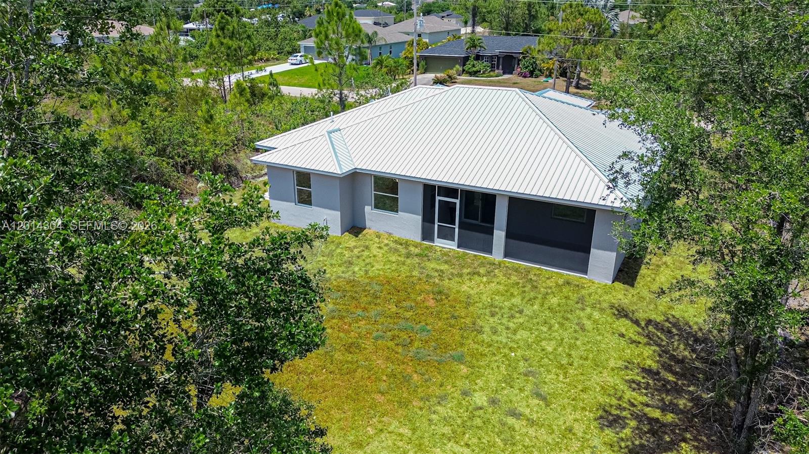 A12014304 Property Photo 35