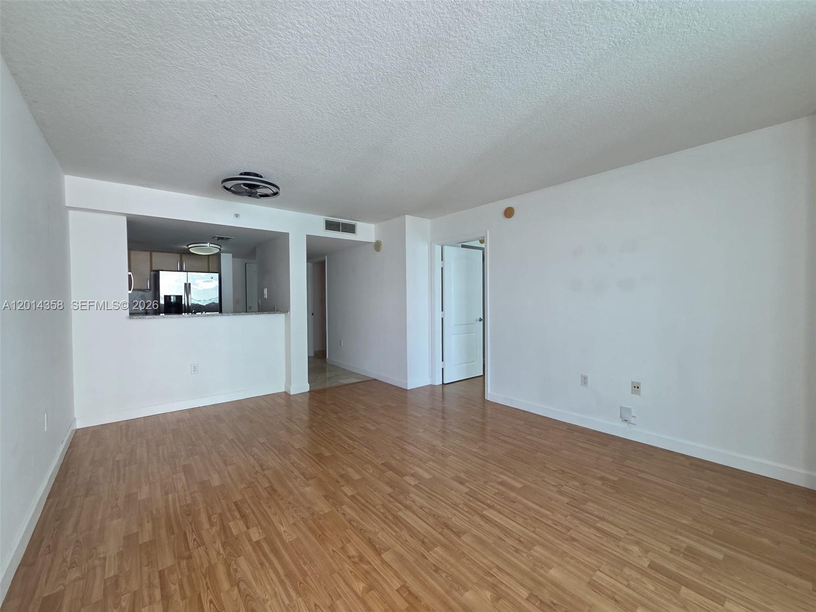 2101 Brickell Avenue 1808 Property Photo 8