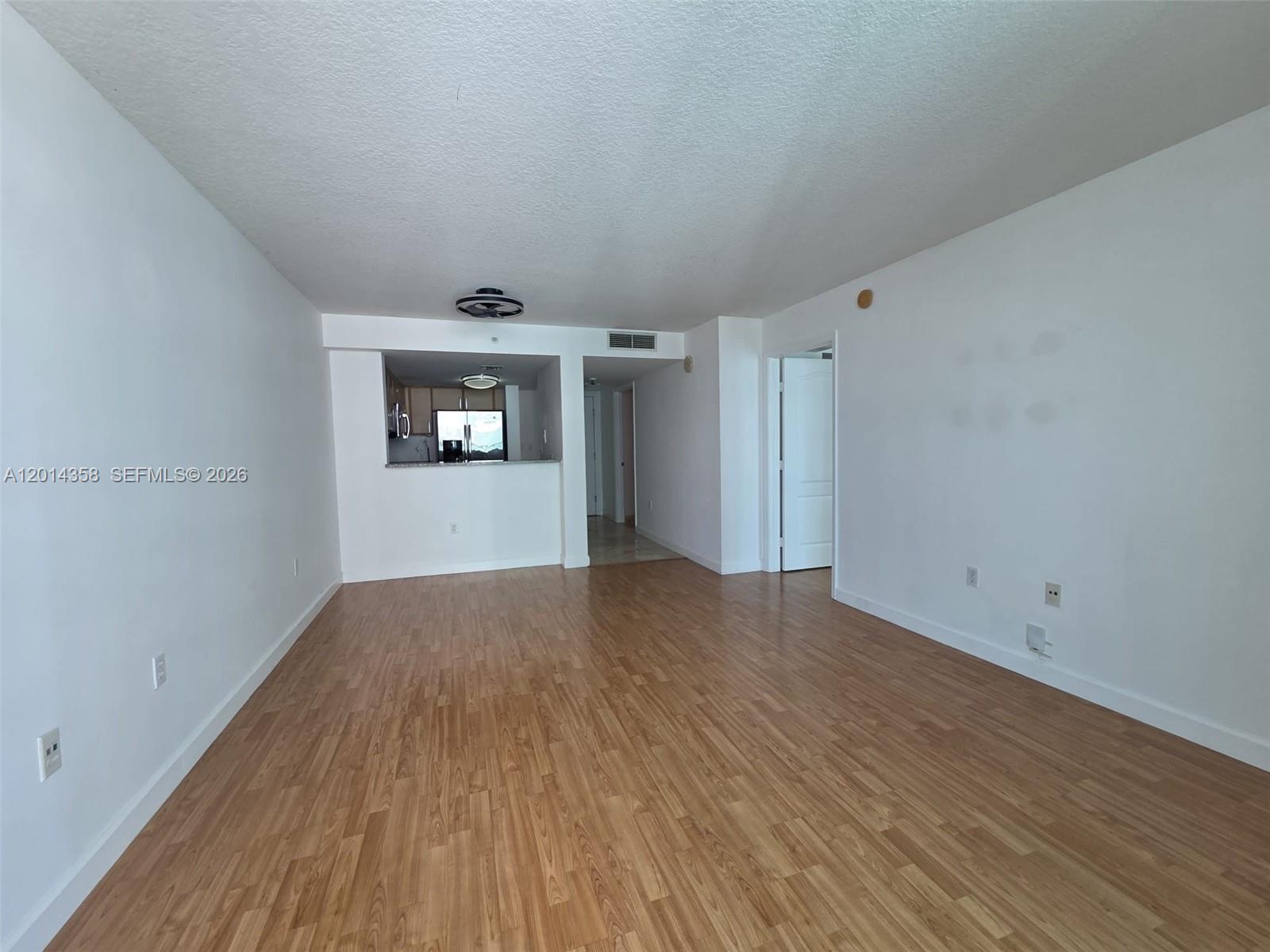 2101 Brickell Avenue 1808 Property Photo 9