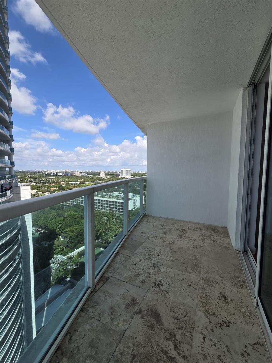 2101 Brickell Avenue 1808 Property Photo 18