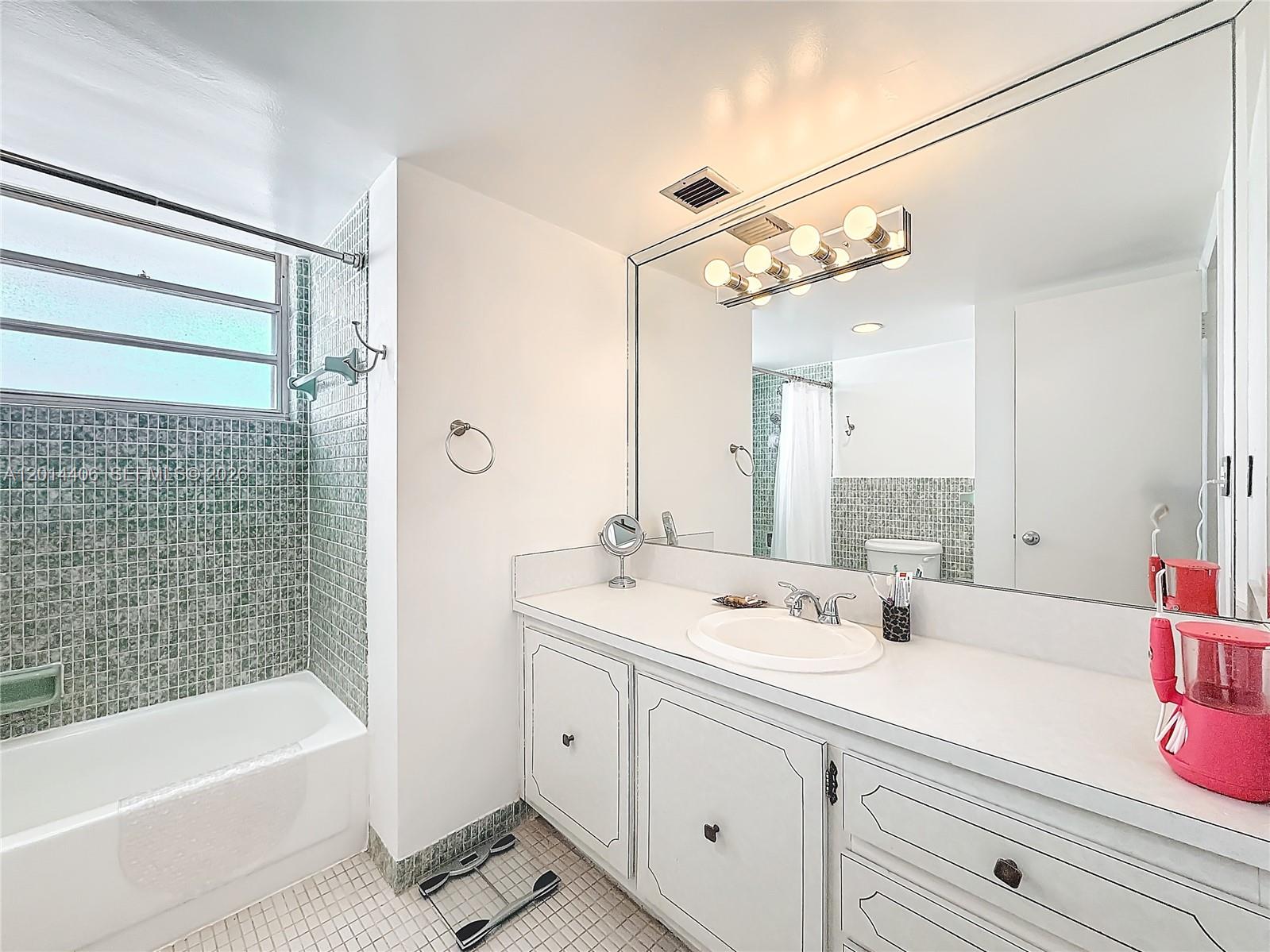 1401 Ne Miami Gardens Drive 286 Property Photo 24