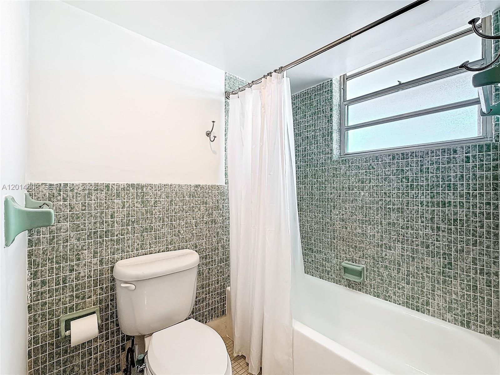 1401 Ne Miami Gardens Drive 286 Property Photo 26