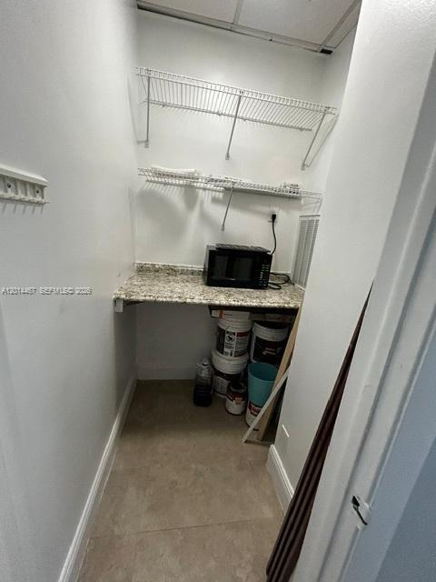 900 W 49th Street Suite 420 Property Photo 10
