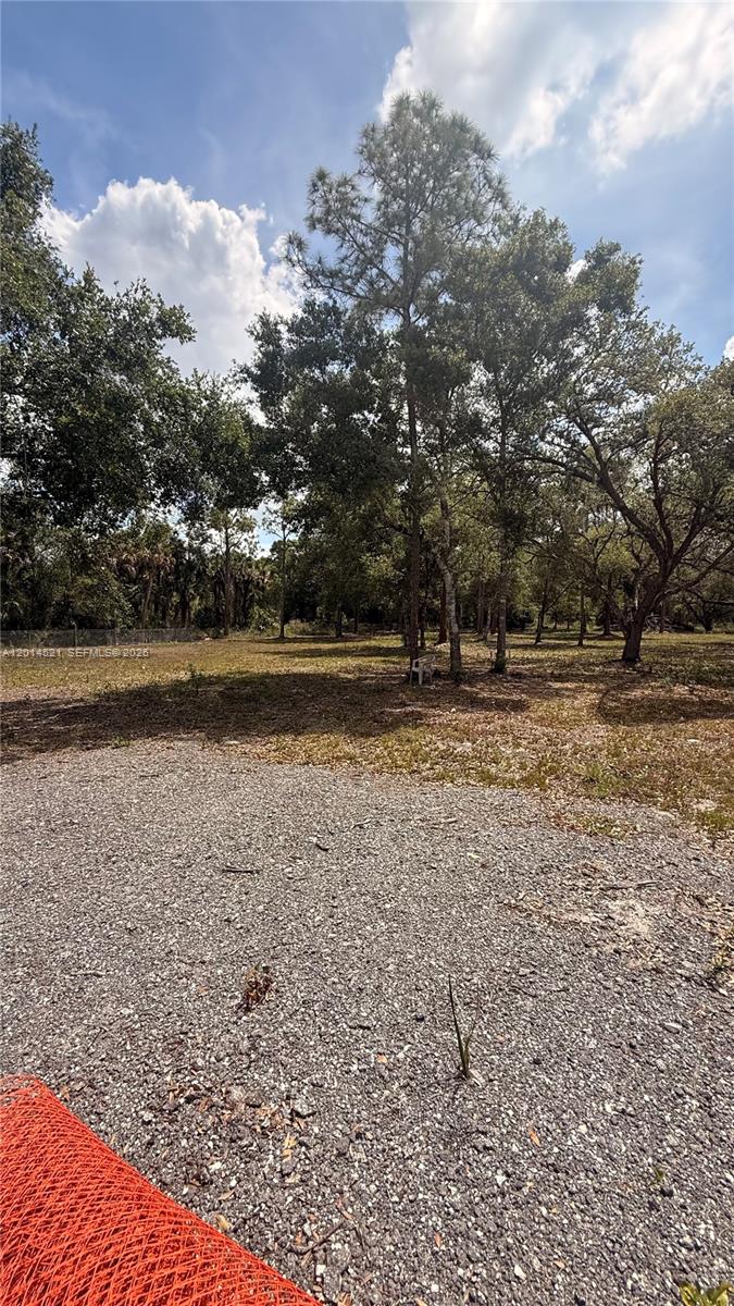 465 S Estribo Street Property Photo 4
