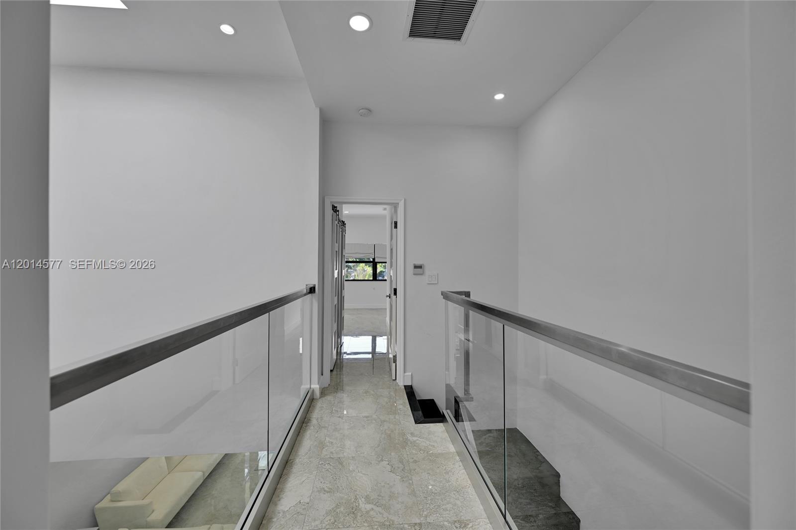 A12014577 Property Photo 8