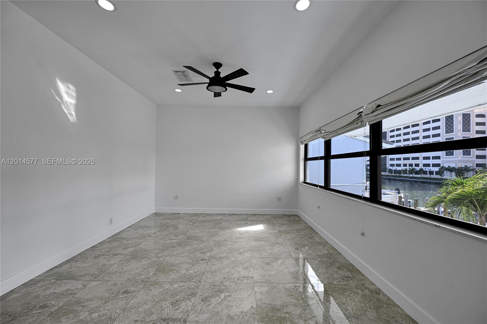 A12014577 Property Photo 9