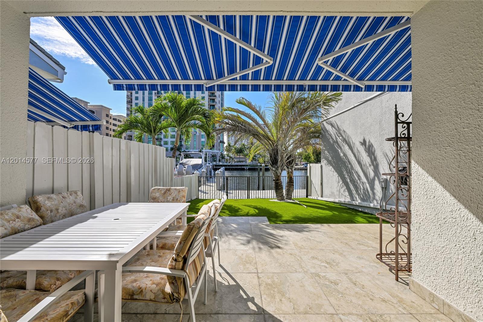 A12014577 Property Photo 18