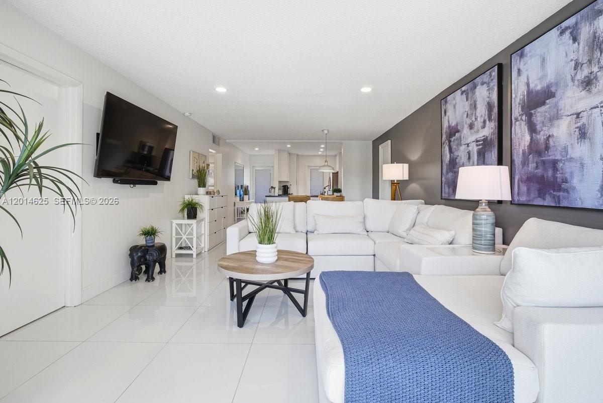 1501 S Ocean Boulevard 307 Property Photo 4