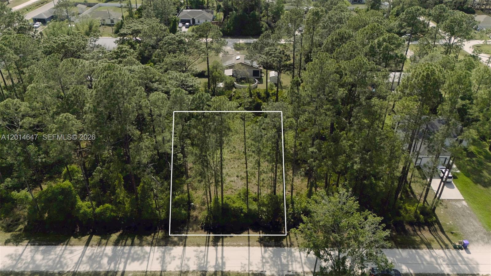 2124 East Parkway Property Photo 2