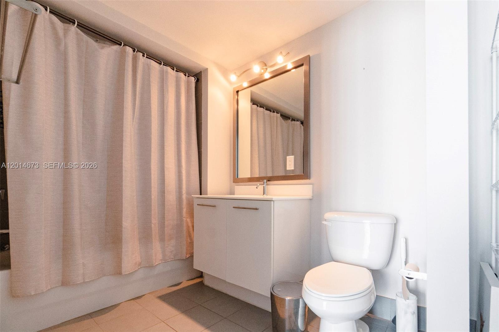 92 Sw 3rd Street 1812 Property Photo 6