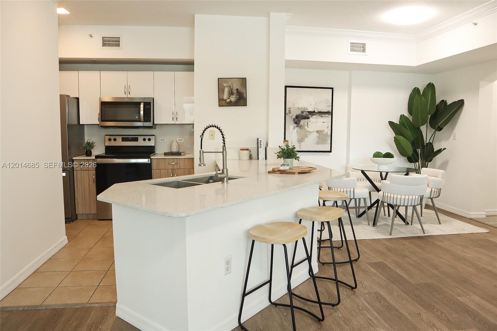 9172 Collins Avenue 212 Property Photo 7
