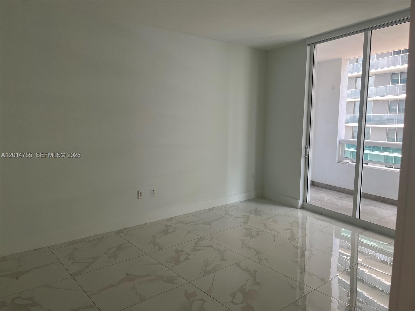 1800 N Bayshore Drive 614 Property Photo 10