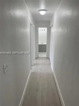 20922 Nw 39th Avenue Property Photo 4