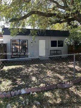20922 Nw 39th Avenue Property Photo 11