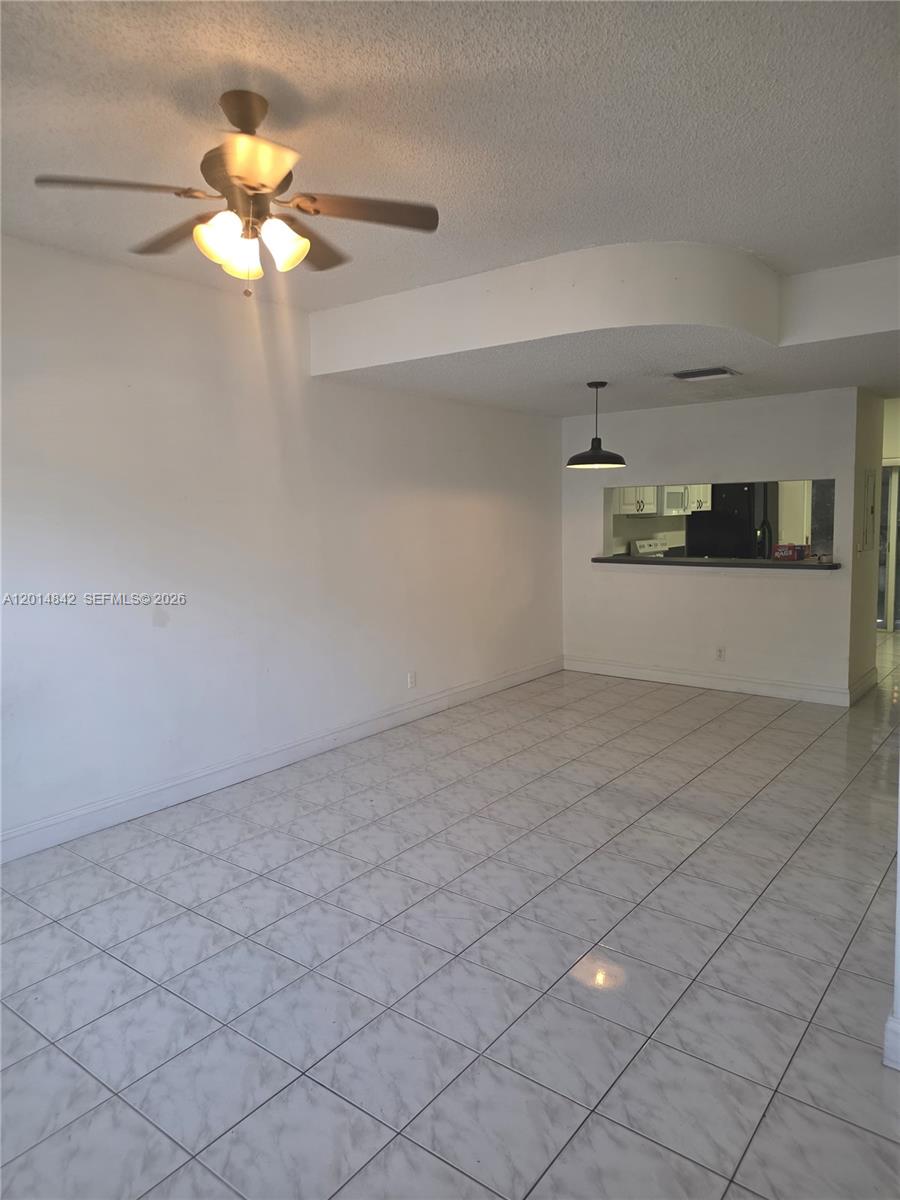 A12014842 Property Photo 5
