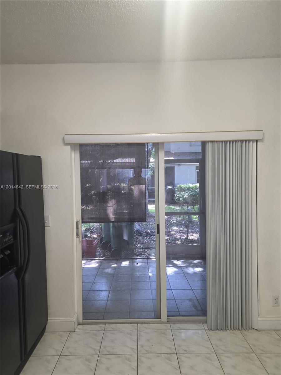 A12014842 Property Photo 11
