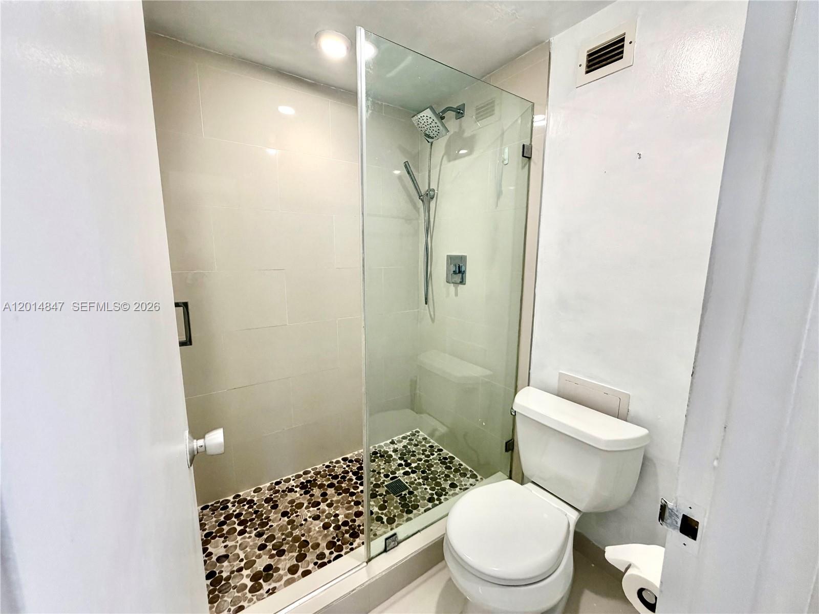 100 Lincoln Road 1012 Property Photo 7