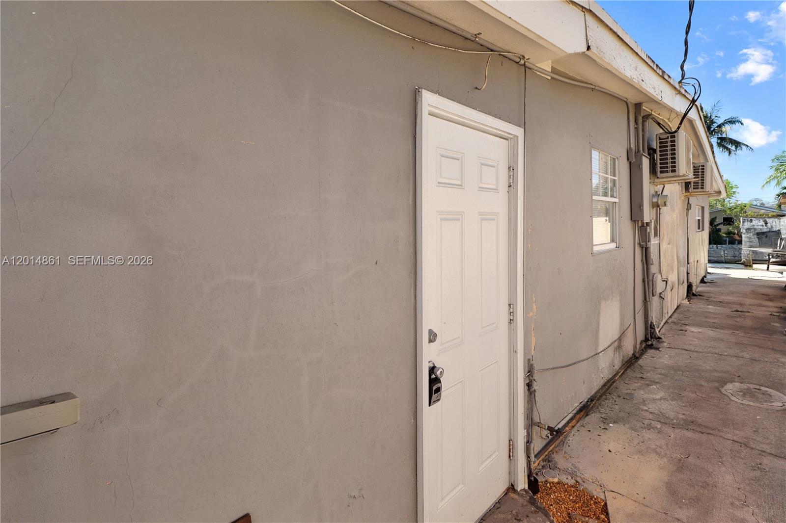 10710 Sw 43rd Lane 1 Property Photo 2