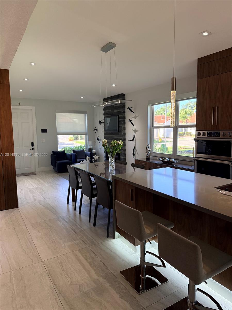 A12014885 Property Photo 7