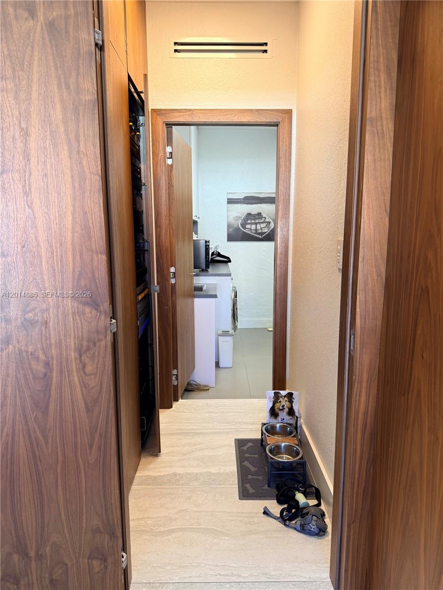 A12014885 Property Photo 23