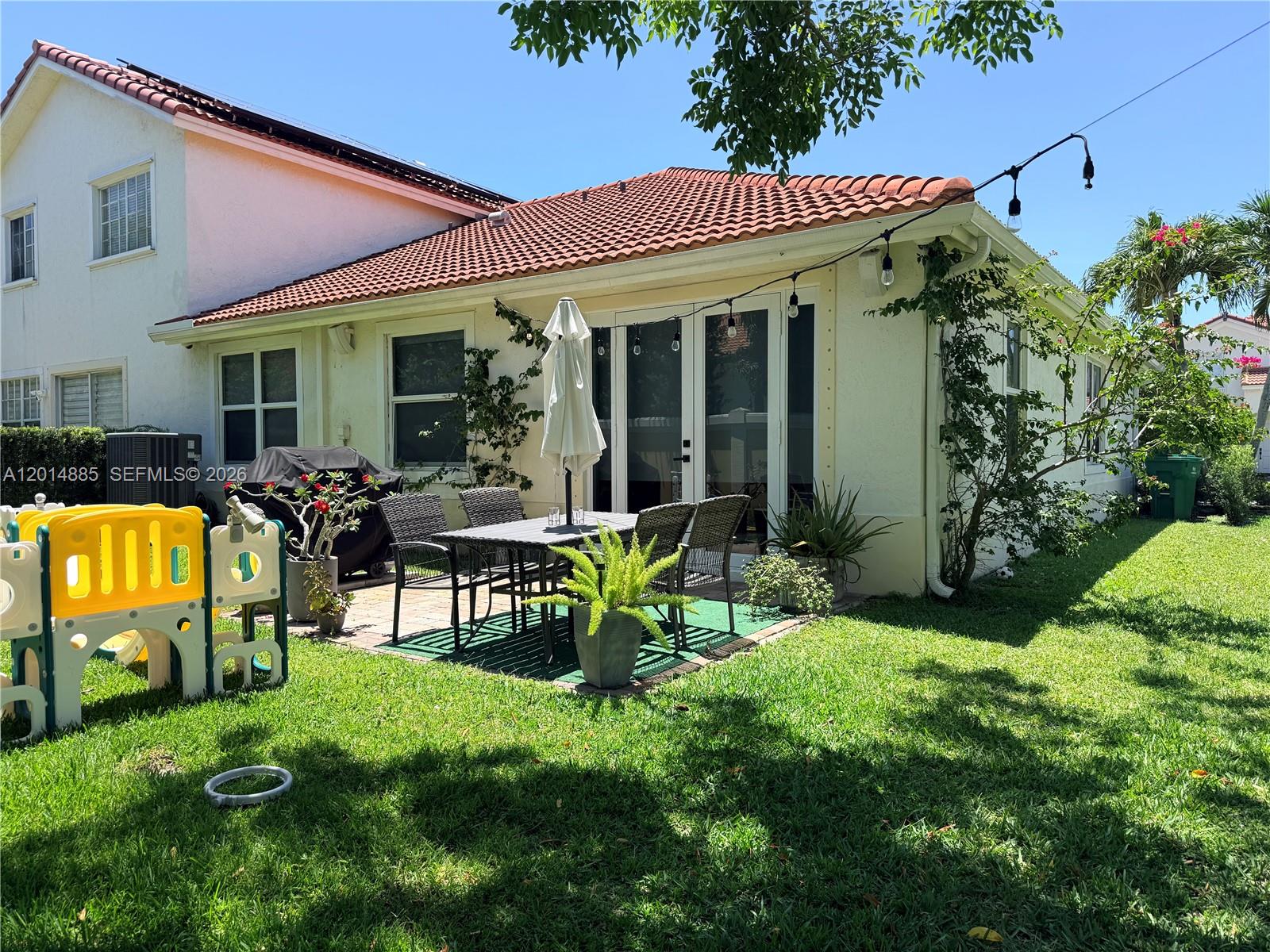 A12014885 Property Photo 27