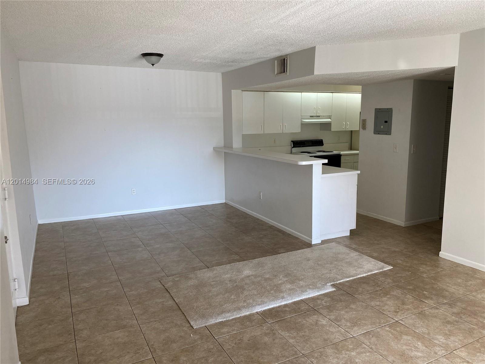 18820 Nw 57th Avenue 203 Property Photo 4