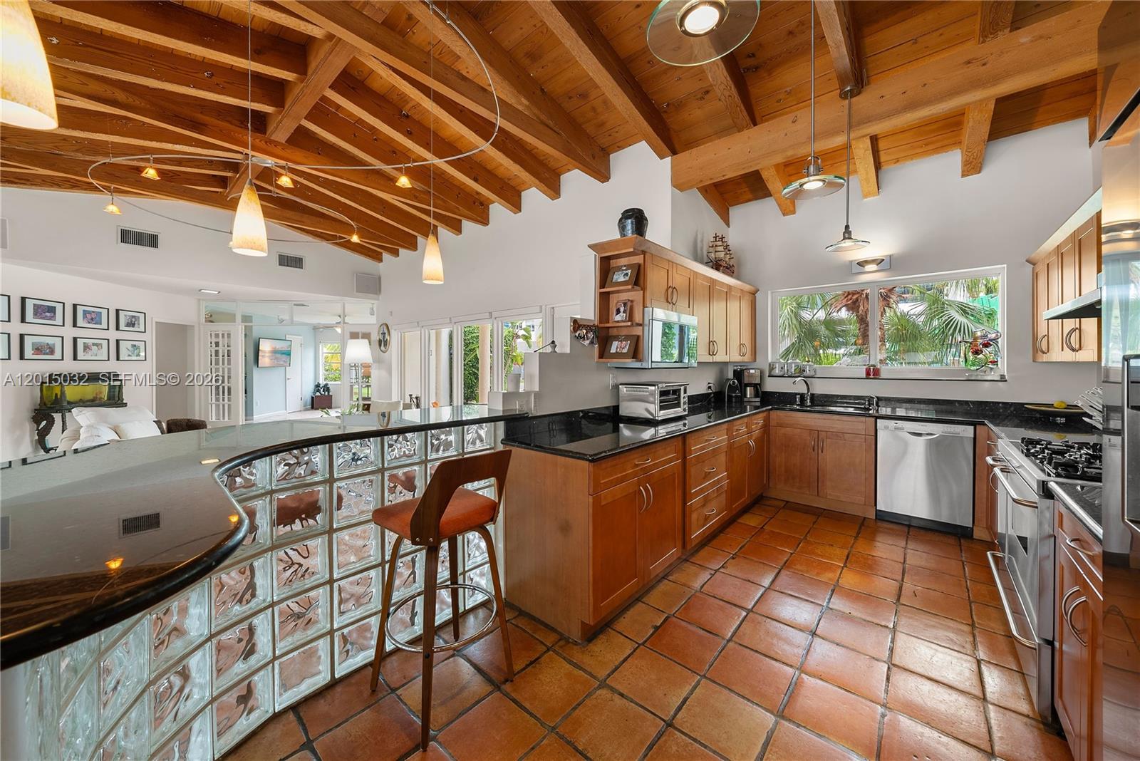 363 S Hibiscus Drive Property Photo 9