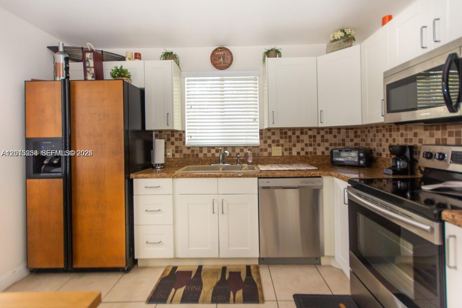 16561 Blatt Boulevard 201 Property Photo 59