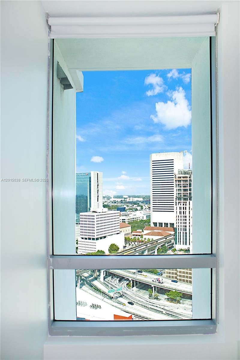 350 S Miami Avenue 2713 Property Photo 30