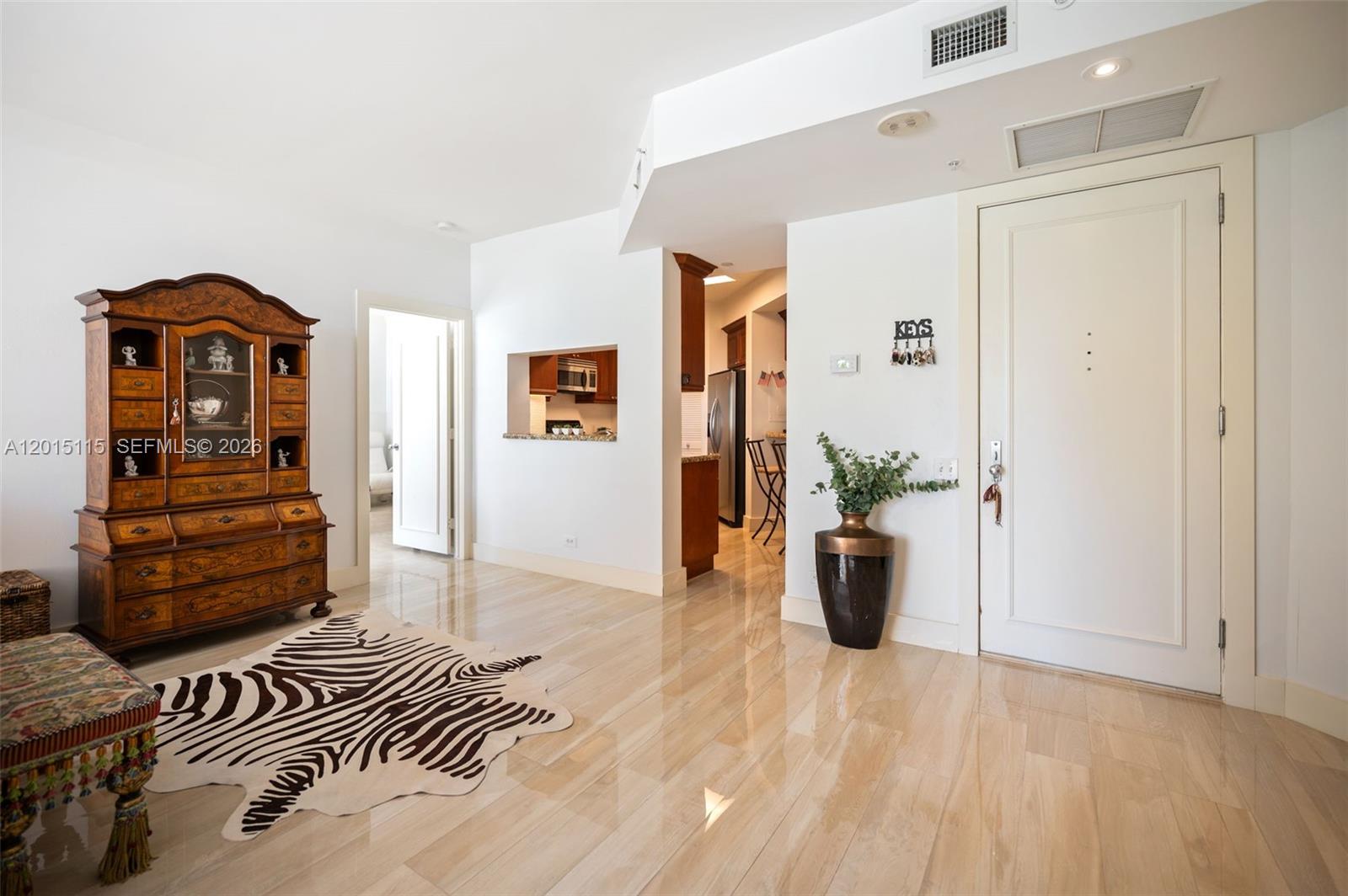 888 Brickell Key Drive 609 Property Photo 8