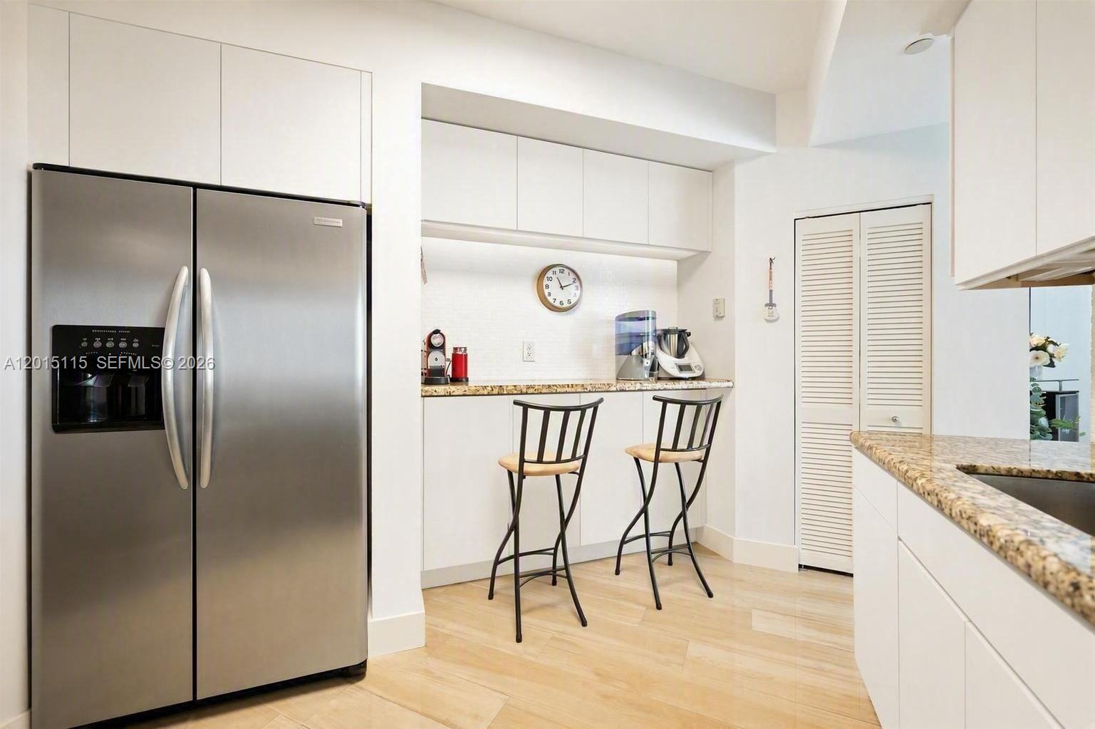 888 Brickell Key Drive 609 Property Photo 10