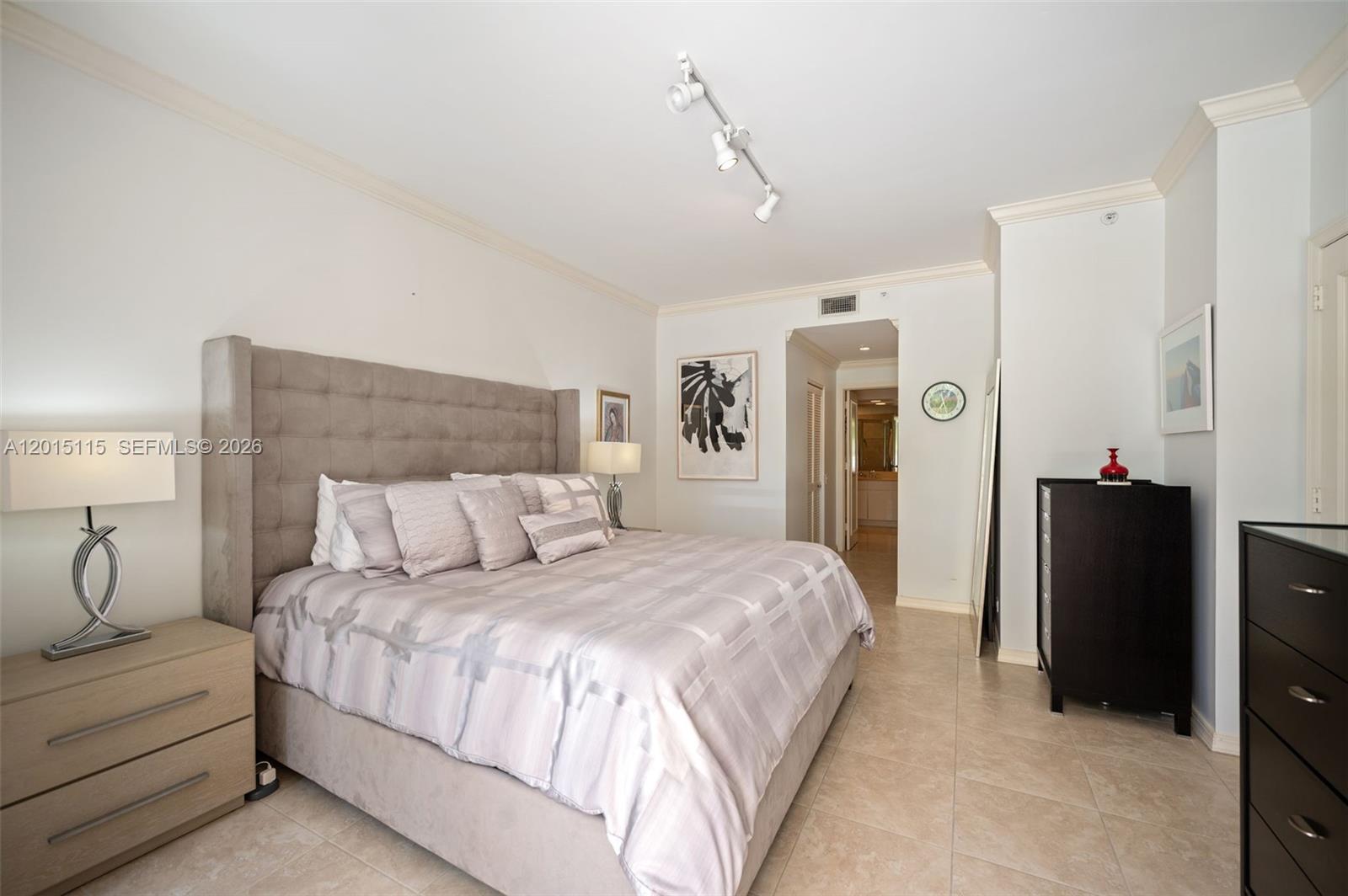 888 Brickell Key Drive 609 Property Photo 15