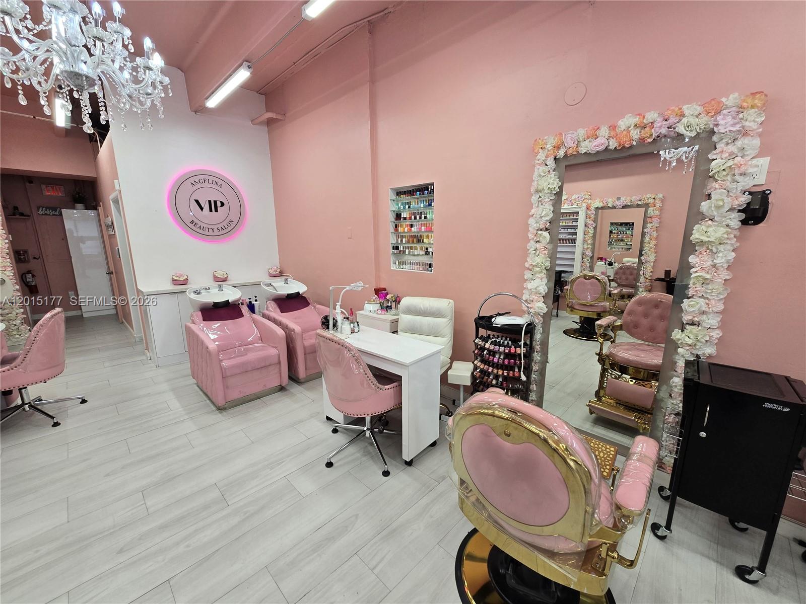 A12015177 Property Photo 10