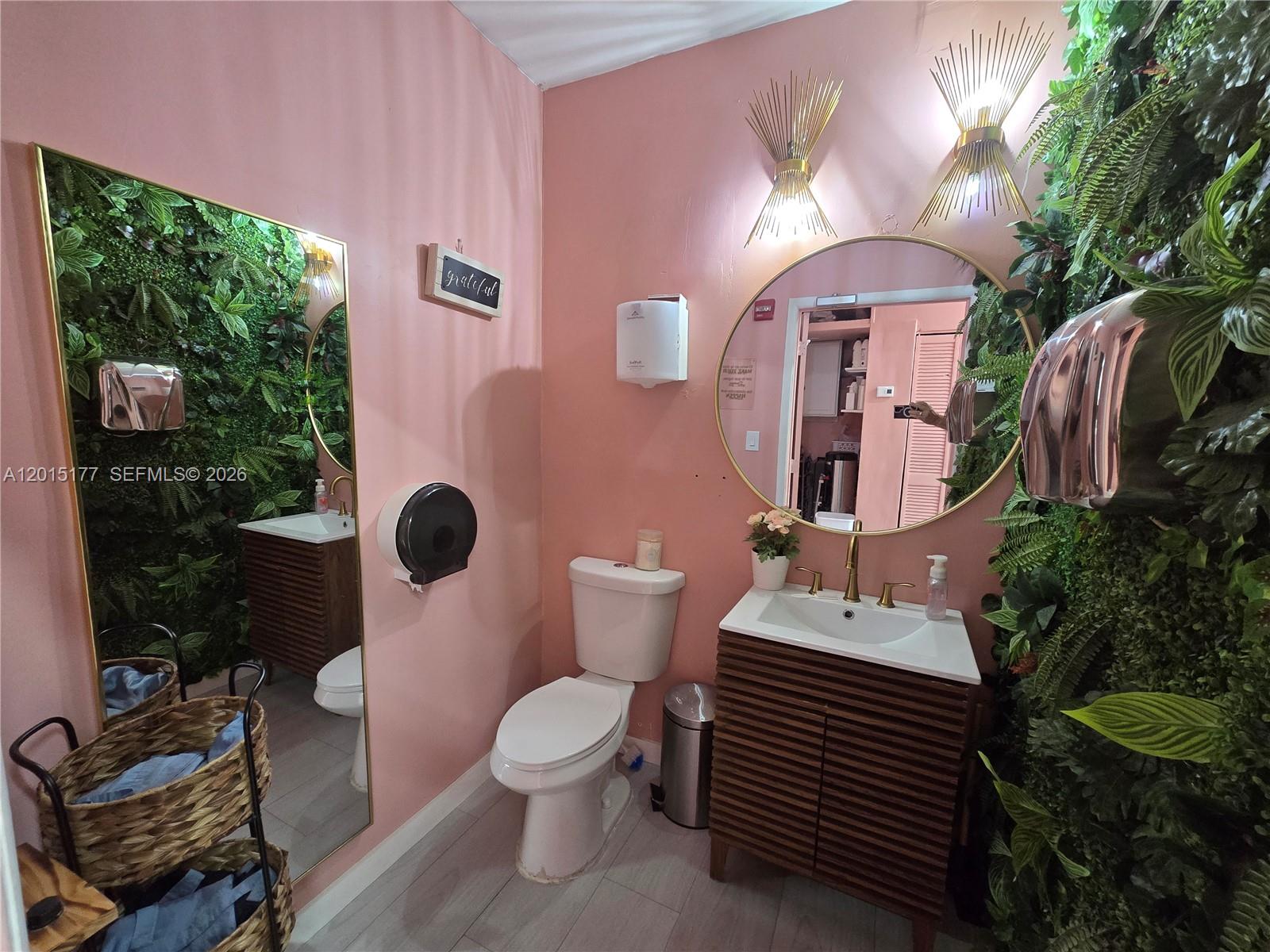 A12015177 Property Photo 23