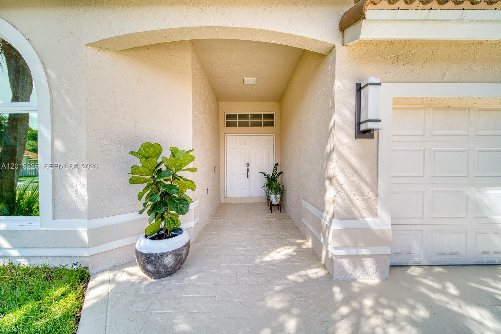 77 Gables Boulevard Property Photo 6