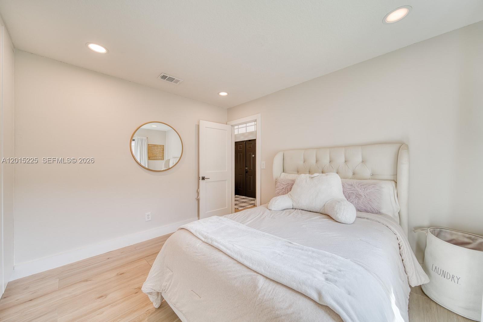 77 Gables Boulevard Property Photo 19