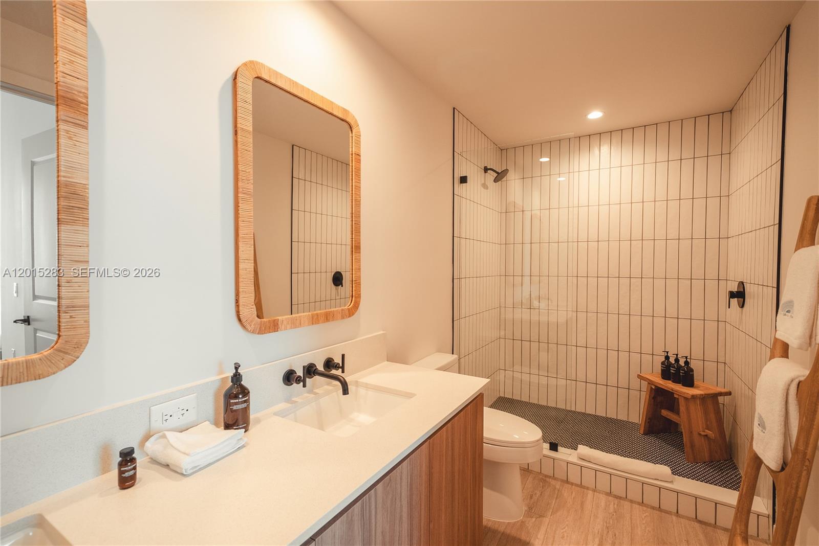 275 Sw 6th Street 5308 Property Photo 6