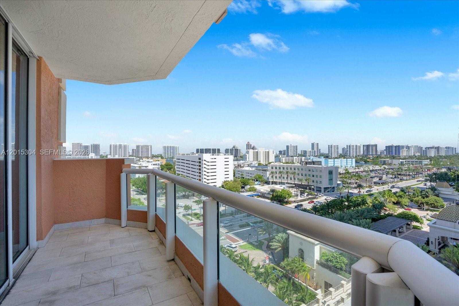 17875 Collins Avenue 1101 Property Photo 18