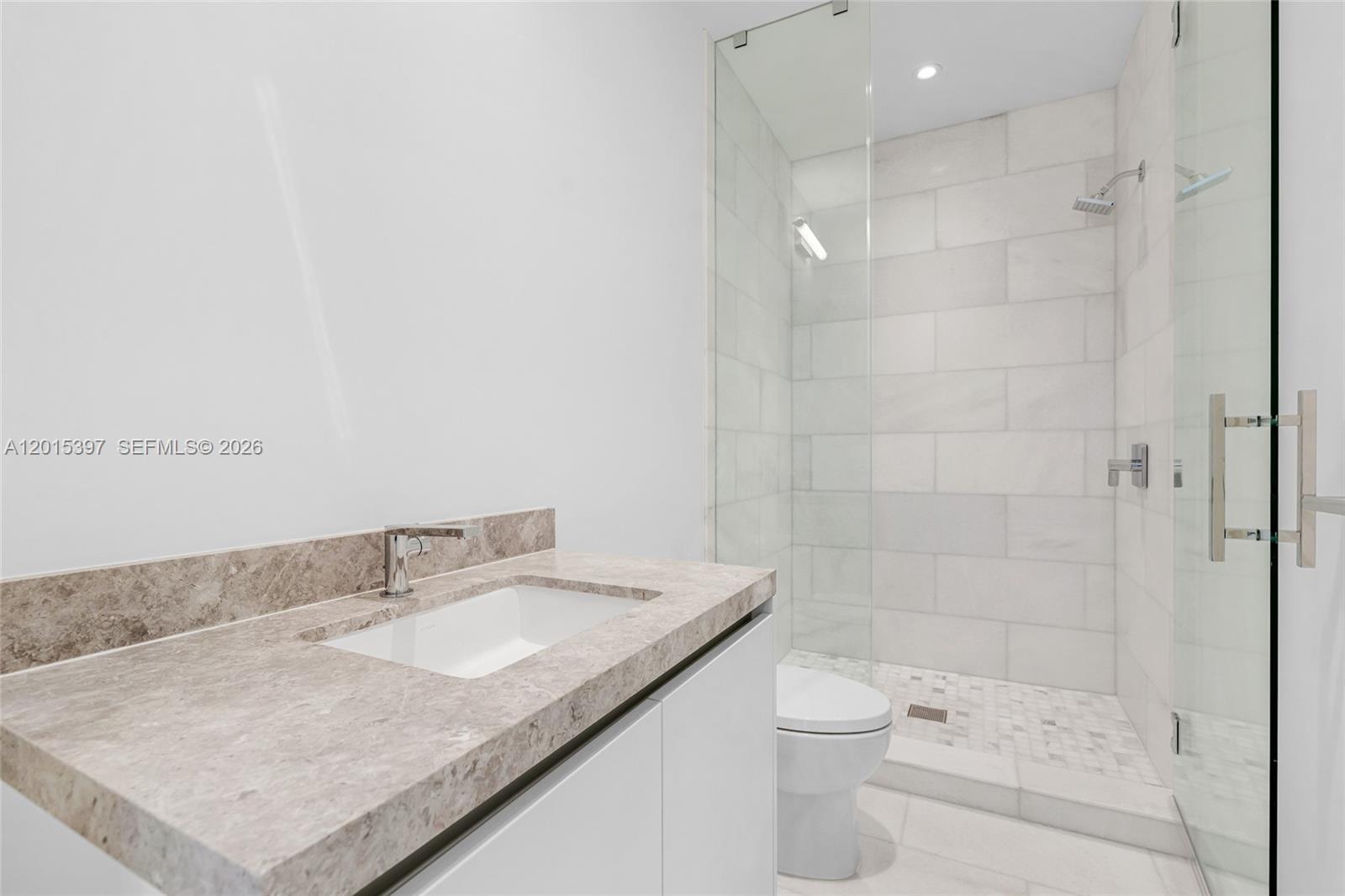 175 Se 25 Road 1203 Property Photo 7