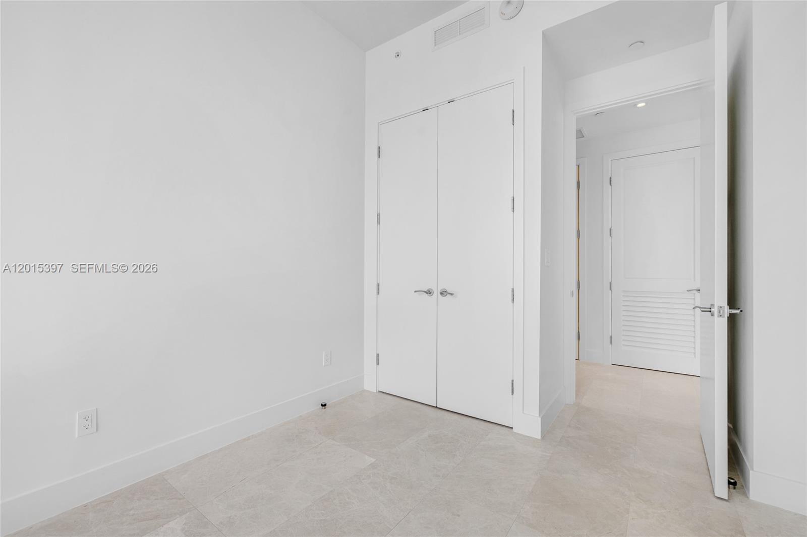 175 Se 25 Road 1203 Property Photo 10