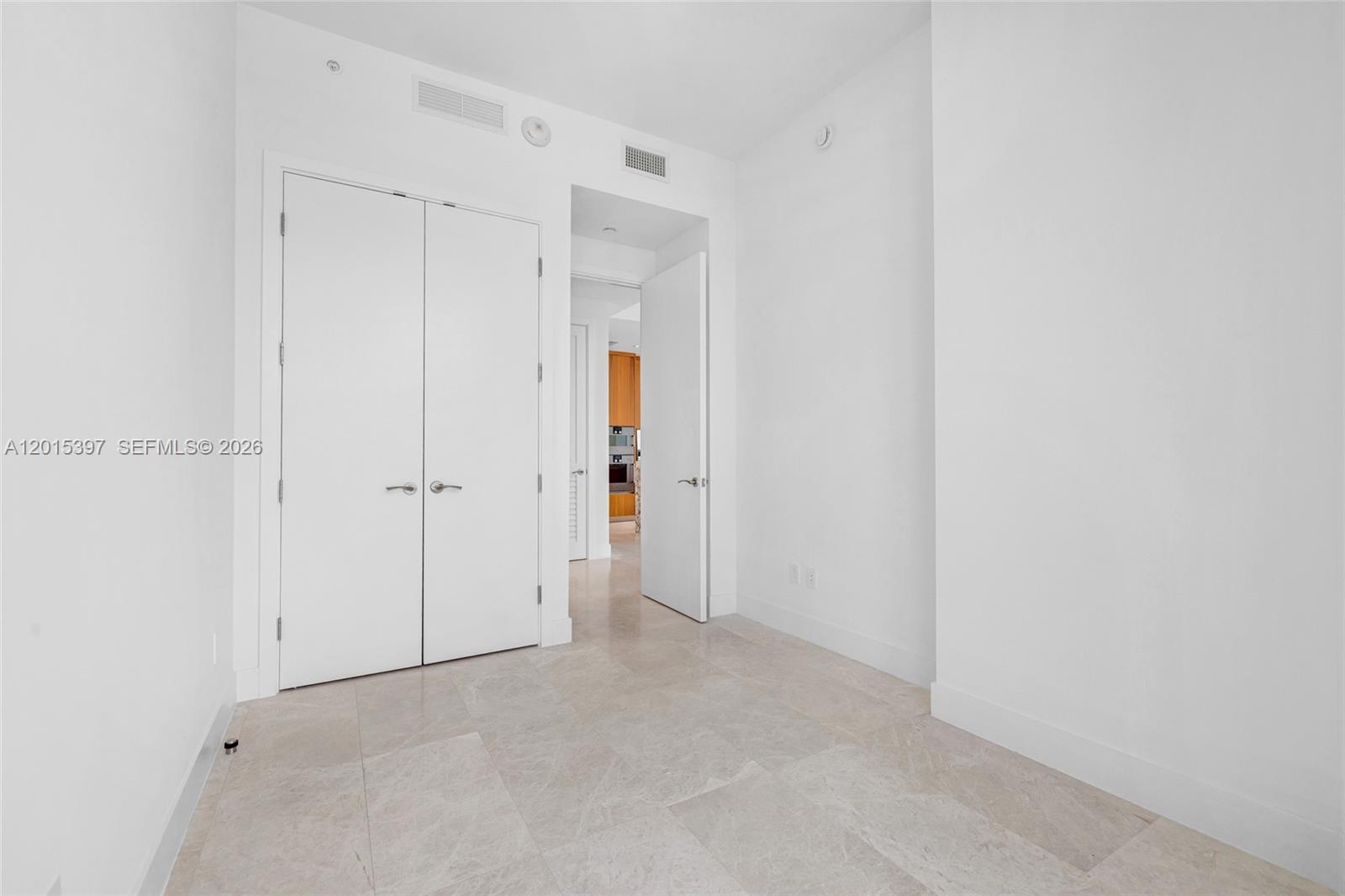 175 Se 25 Road 1203 Property Photo 11
