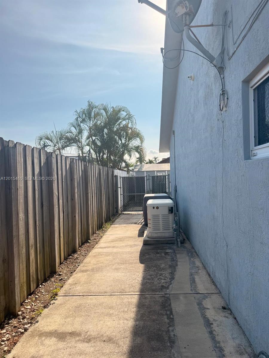 15046 Sw 148th Place Property Photo 28