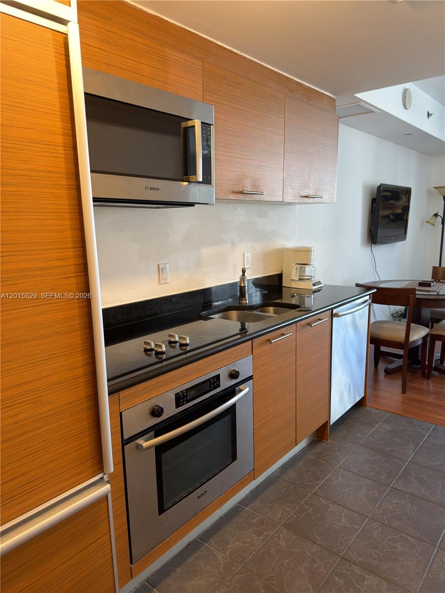 A12015529 Property Photo 1