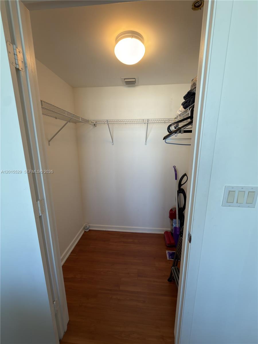 A12015529 Property Photo 5