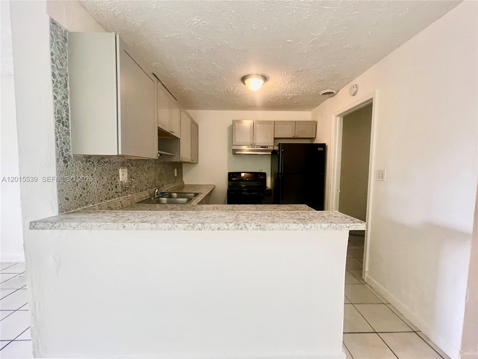 2621 Riverland Drive 2 Property Photo 2