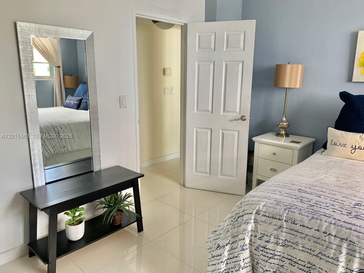 3901 S Ocean Drive 10z Property Photo 8